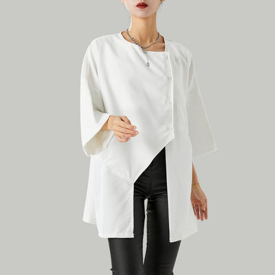 Thalia - Moderne Asymmetrische Bluse mit Knopfleiste