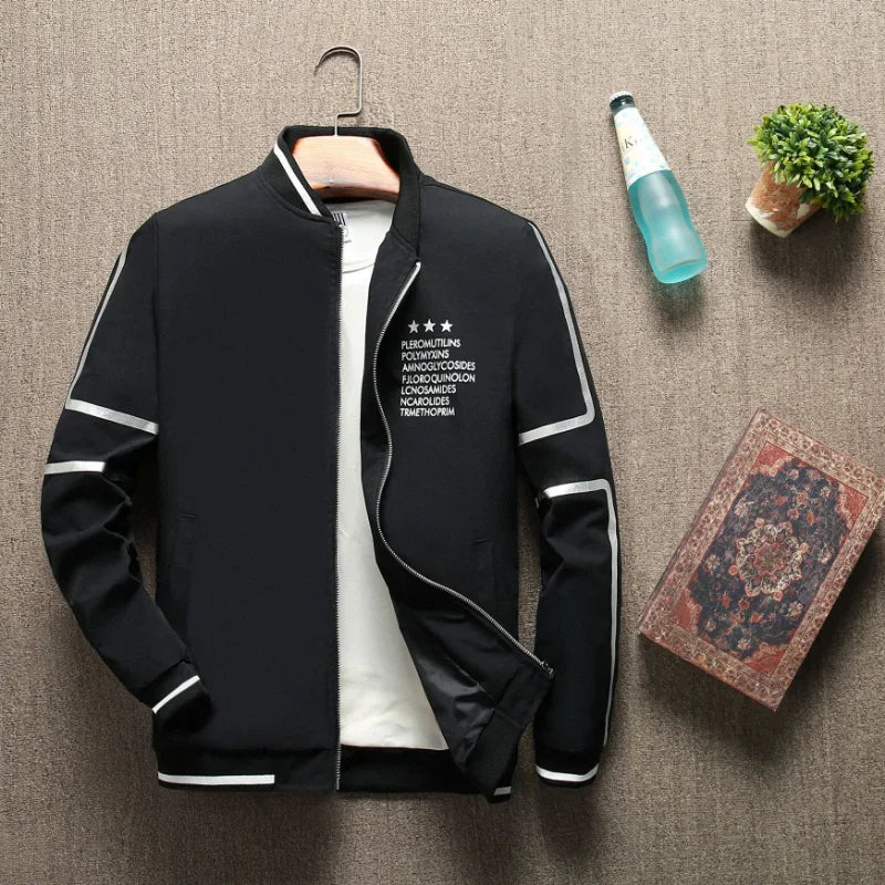 Adelius - Klassische Varsity-Jacke mit gestreiftem Besatz