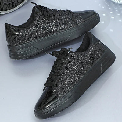 Ava - Glitzernde Sneaker mit Dicker Sohle und Ketten-Detail