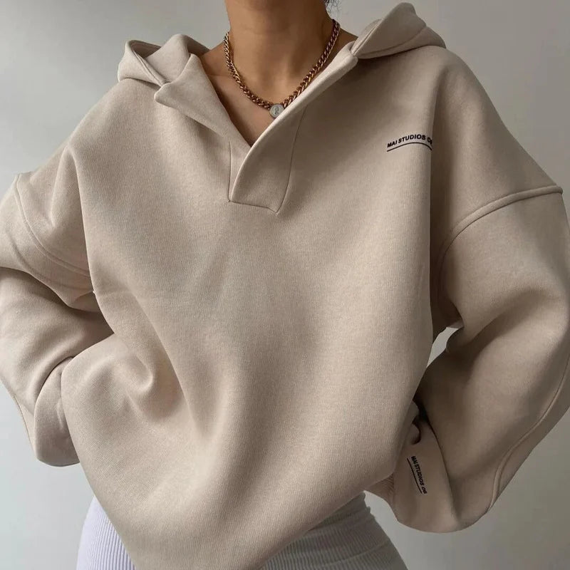 Mai - Oversized Sweatshirt mit Polokragen