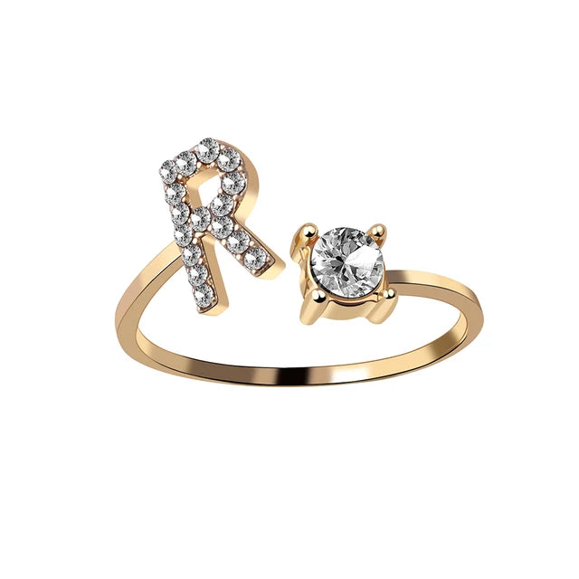 Ava - Personalisierter Initialen-Ring mit Solitär-Diamant