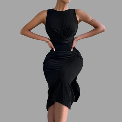 Penelope - Geripptes Asymmetrisches Kleid mit Twist-Detail