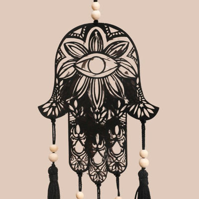 Sophia - Hamsa-Hand Holzwanddekor mit Makramee-Quasten