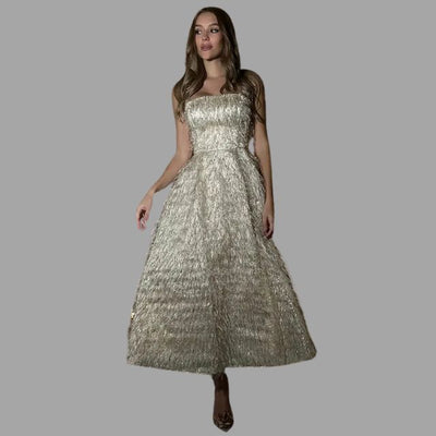 Gabriella - Midi-Kleid mit Federstruktur und Karree-Ausschnitt