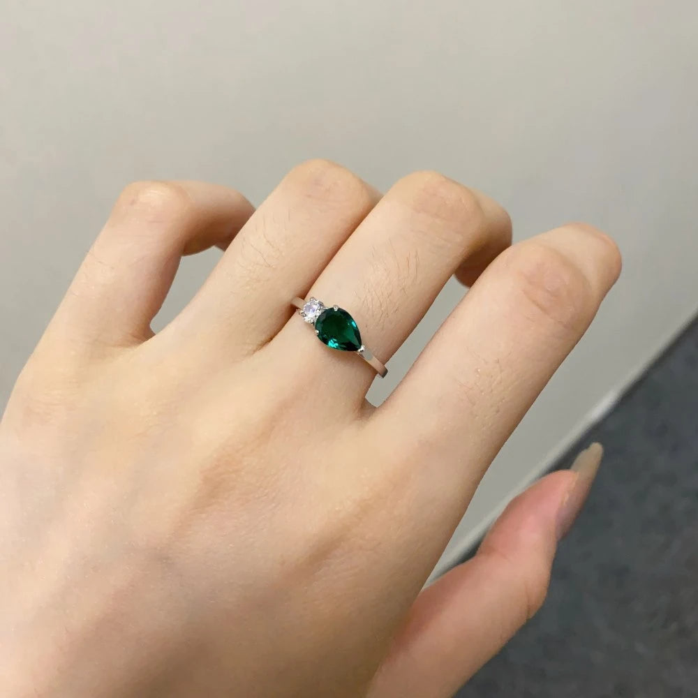 Verde - Schlanker Ring mit Zweifach-Edelstein-Design